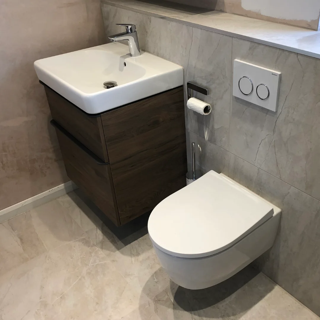 W/C & Sink in new bathroom renovation